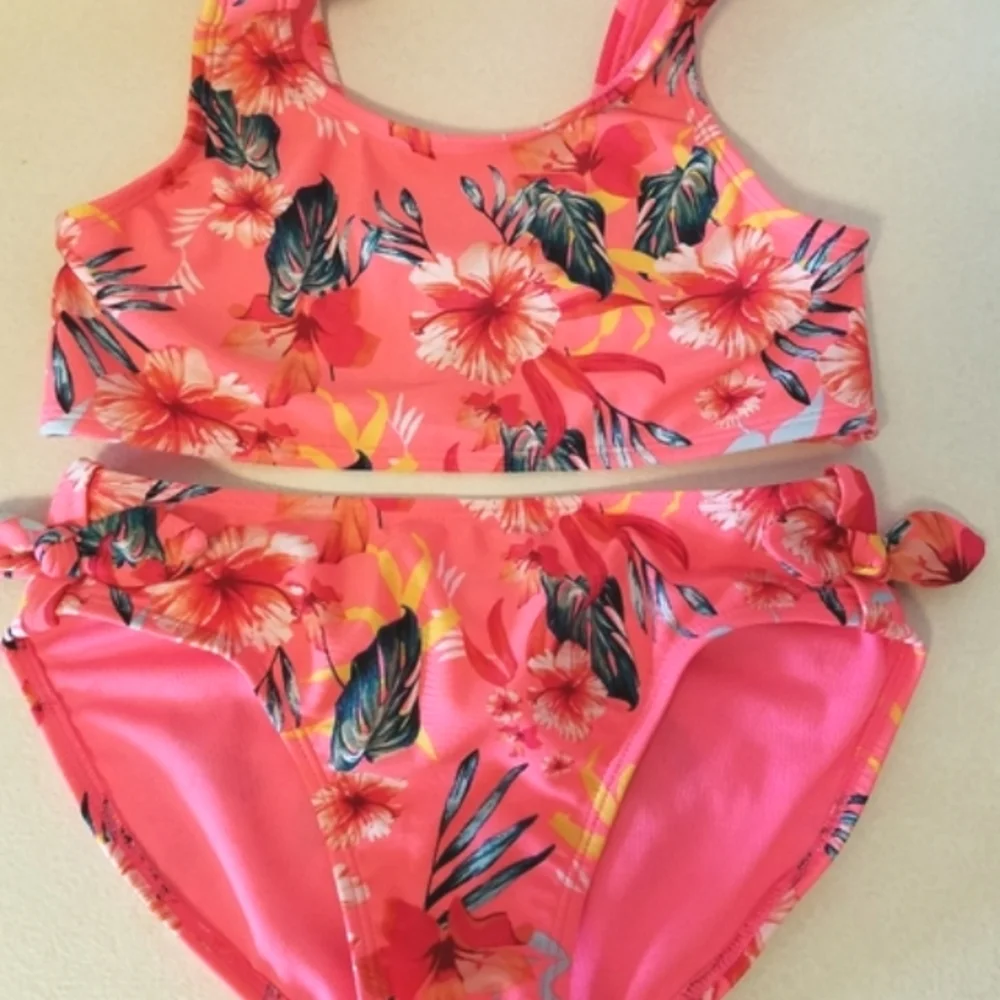 🌞GIRL SZ L 10 / 12 SWIMSUIT